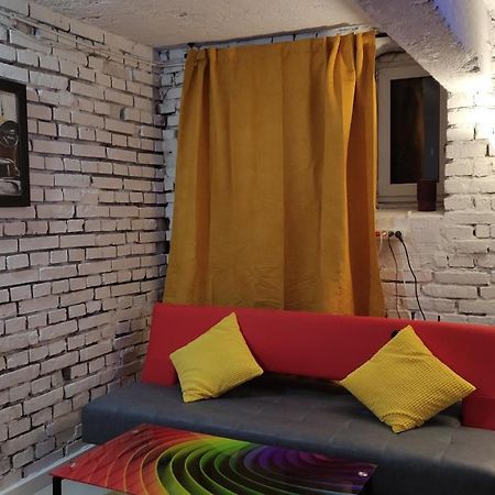 Cosy Dungeon Double Room With Ac 크라쿠프 외부 사진