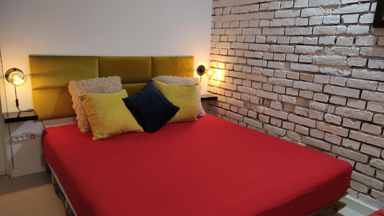 Cosy Dungeon Double Room With Ac 크라쿠프 외부 사진